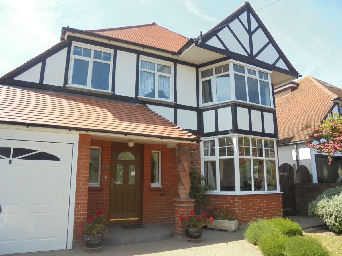 Kelvin Side Villa Eastbourne Bagian luar foto